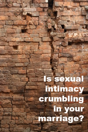 sexual-intimacy-in-marriage-curmbling